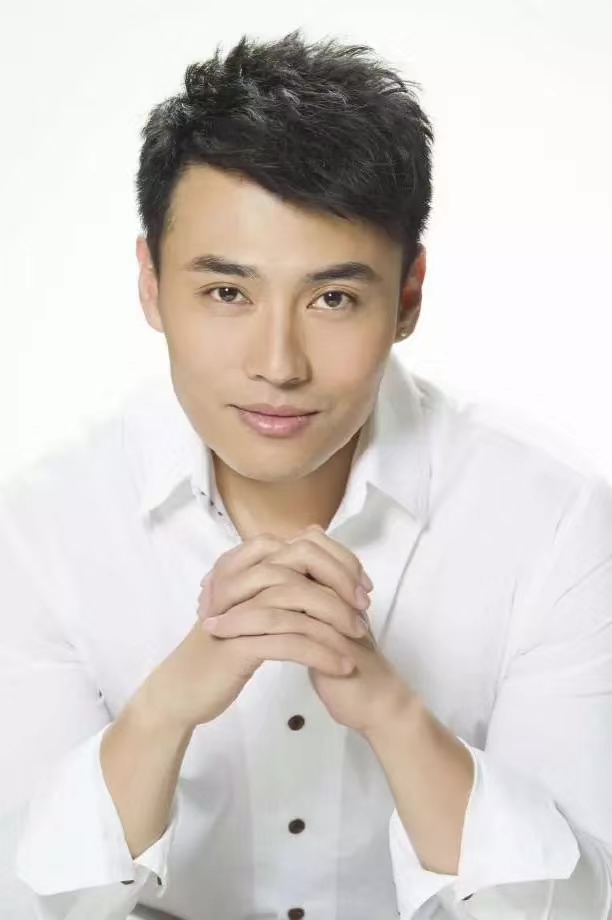  p>刘涤非,中国内地男演员,出生于北京,2006年出演历史题材电视剧《 a