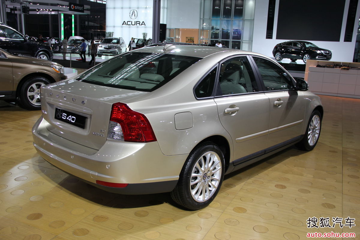 沃尔沃s40