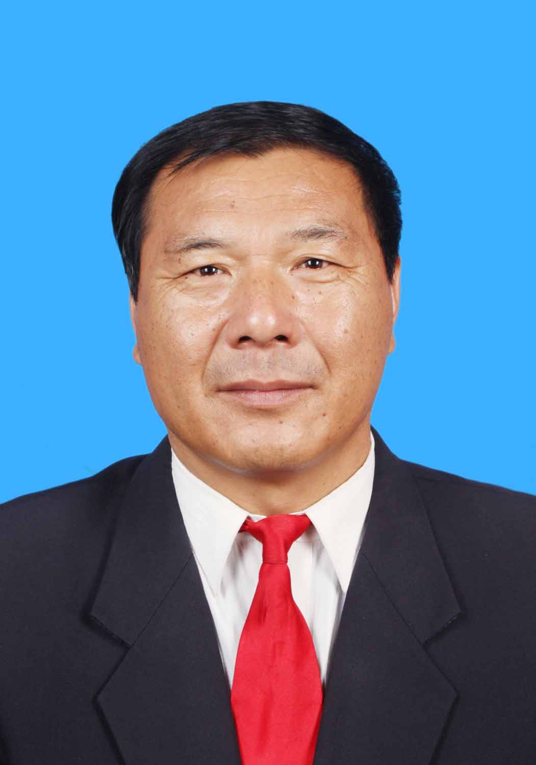  /p> p>现任内蒙古自治区莫力达瓦旗委常委,政法委书记(正处级). /p>