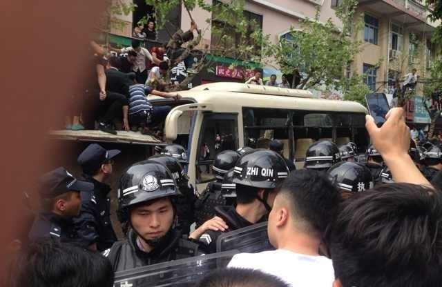 4·19苍南城管打人事件