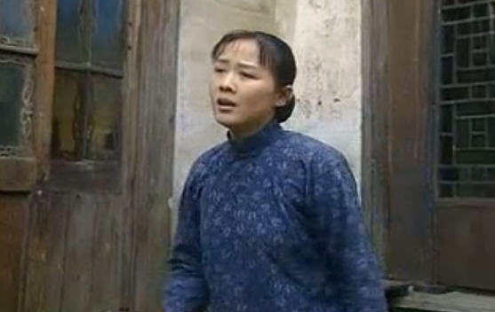  p>电视连续剧《相思成云烟》以半个世纪前江南古镇为背景,讲述一位