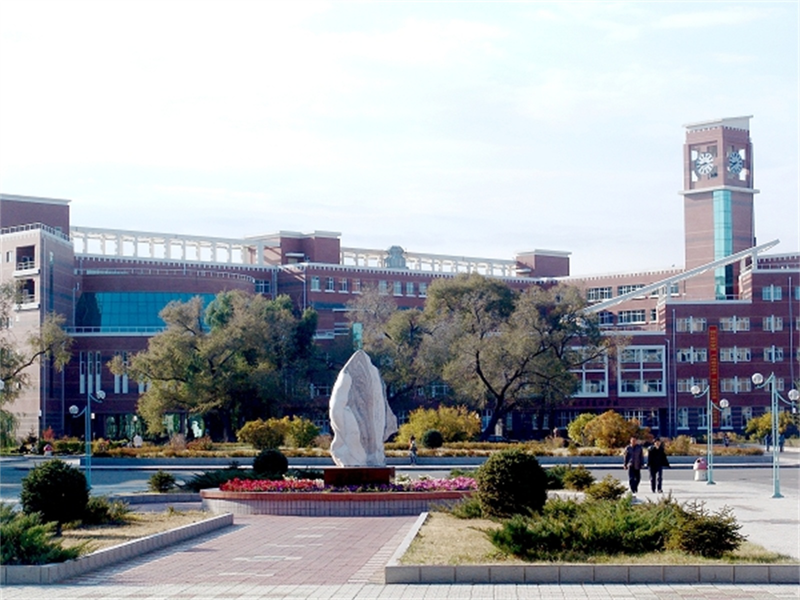  p>齐齐哈尔大学(qiqihar university),简称齐大,是 