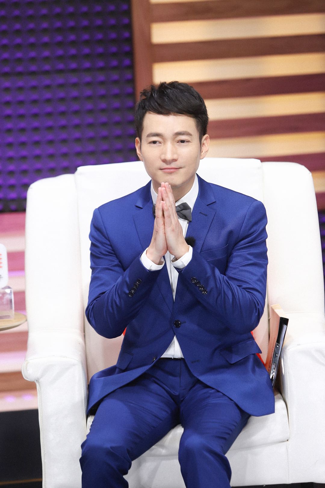  p>喻恩泰,1977年11月3日出生于 a target="_blank" href="/item/江西