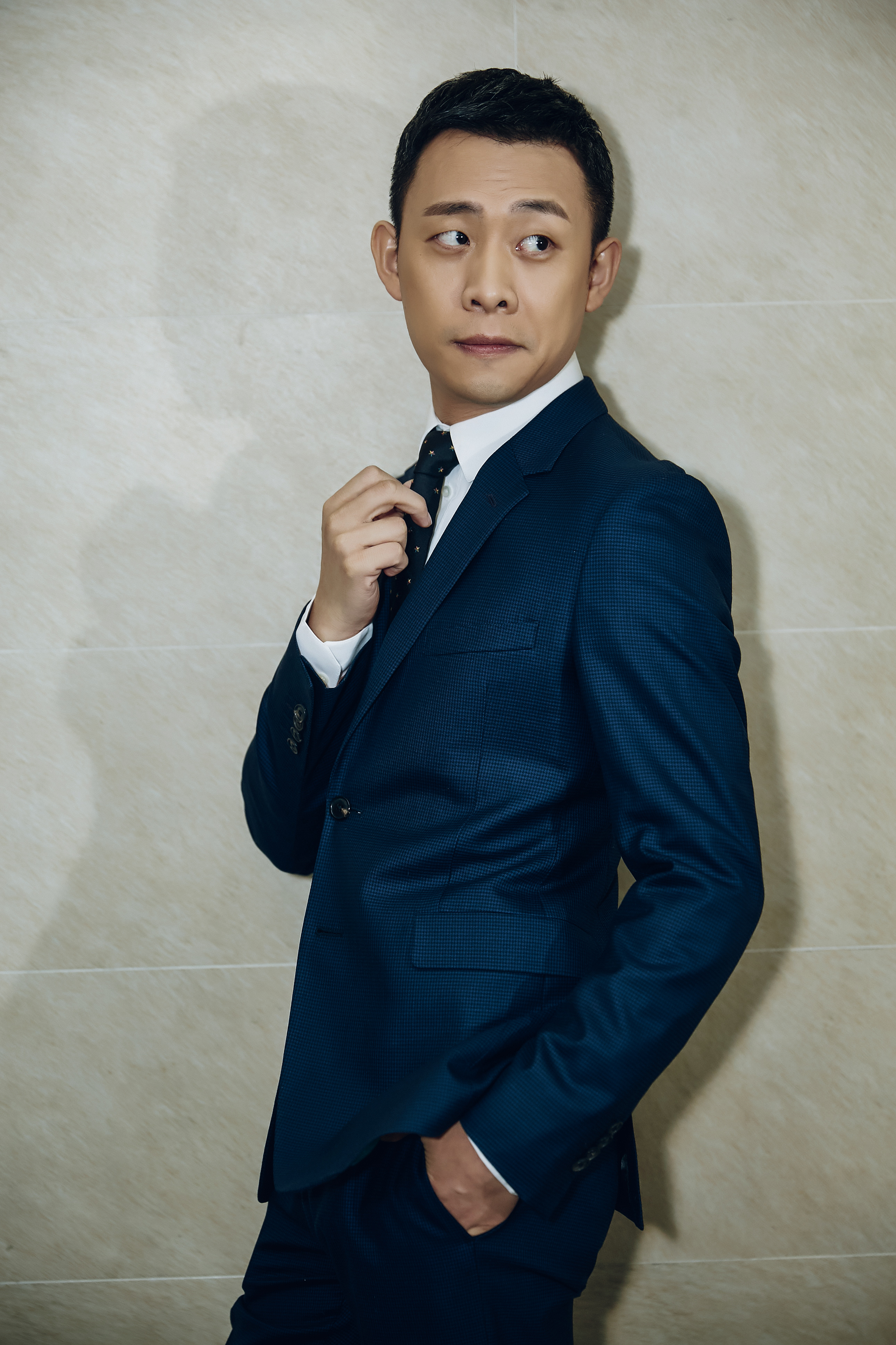  /p> p>1997年至2006年服役于北京军区政治部战友话剧团.