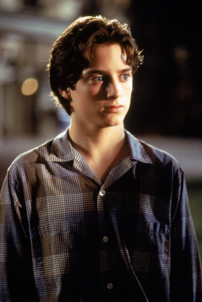  p>《天地大冲撞》 i>(deep impact) /i>是美国派拉蒙电影公司和梦