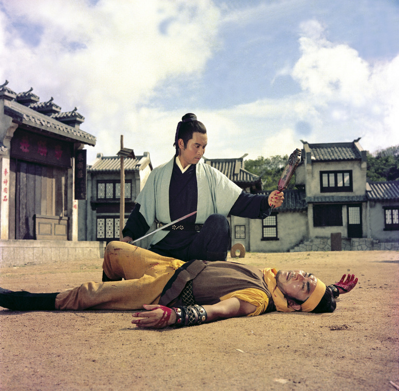  p>《十二金牌》是程刚执导的一部动作武侠电影,洪金宝动作导演,焦姣