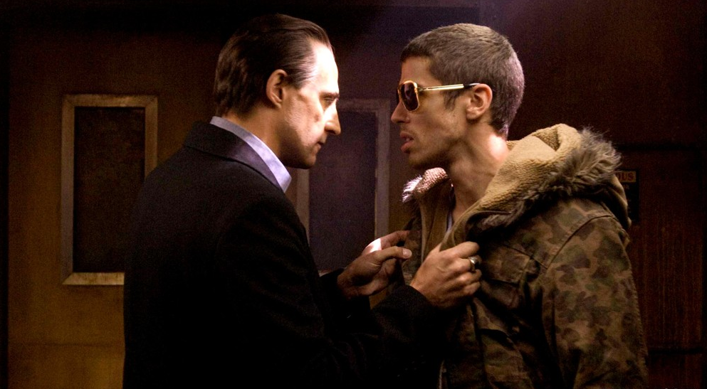  p>《摇滚帮》是由华纳兄弟影片公司出品的动作犯罪片,由 a href="#"