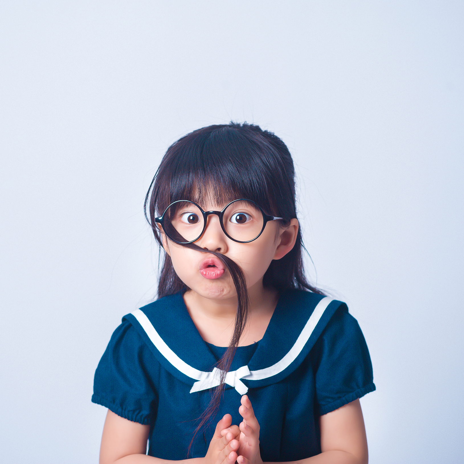  p data-id="go09hrxfmh">陈馨妍,女,中国内地