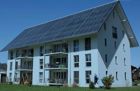  p>被动式太阳能建筑就是通过建筑设计, 使建筑在冬季充分利用太阳