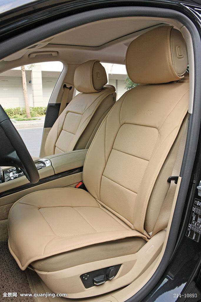 车座保养方法有:第一是在座椅外罩上布质椅套,并另备一套, 随时可以