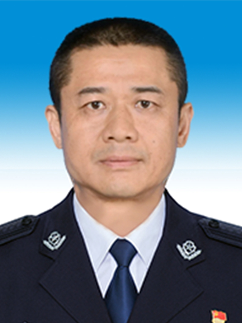  /p> p>现任云南省保山市公安局党委副书记,常务副局长. /p>