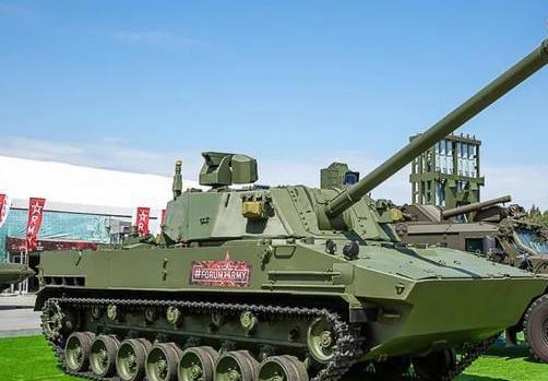 俄罗斯2s31120毫米自行迫榴炮