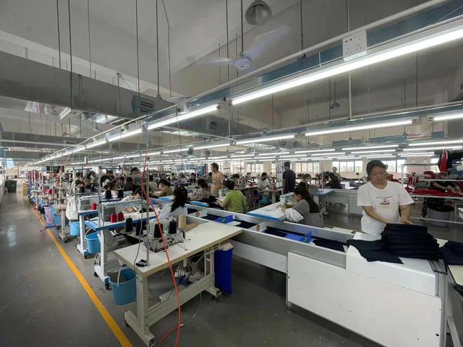 深圳纪德莱克服装有限公司