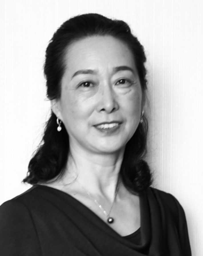  p>陈君( i>1963年3月9-2021年6月20日 /i>),出生于北京,药用植物保护