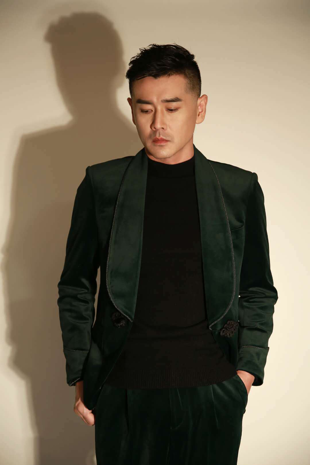  p data-id="go00d4qra0">李修蒙,出生于黑龙江,中国内地男演员, a