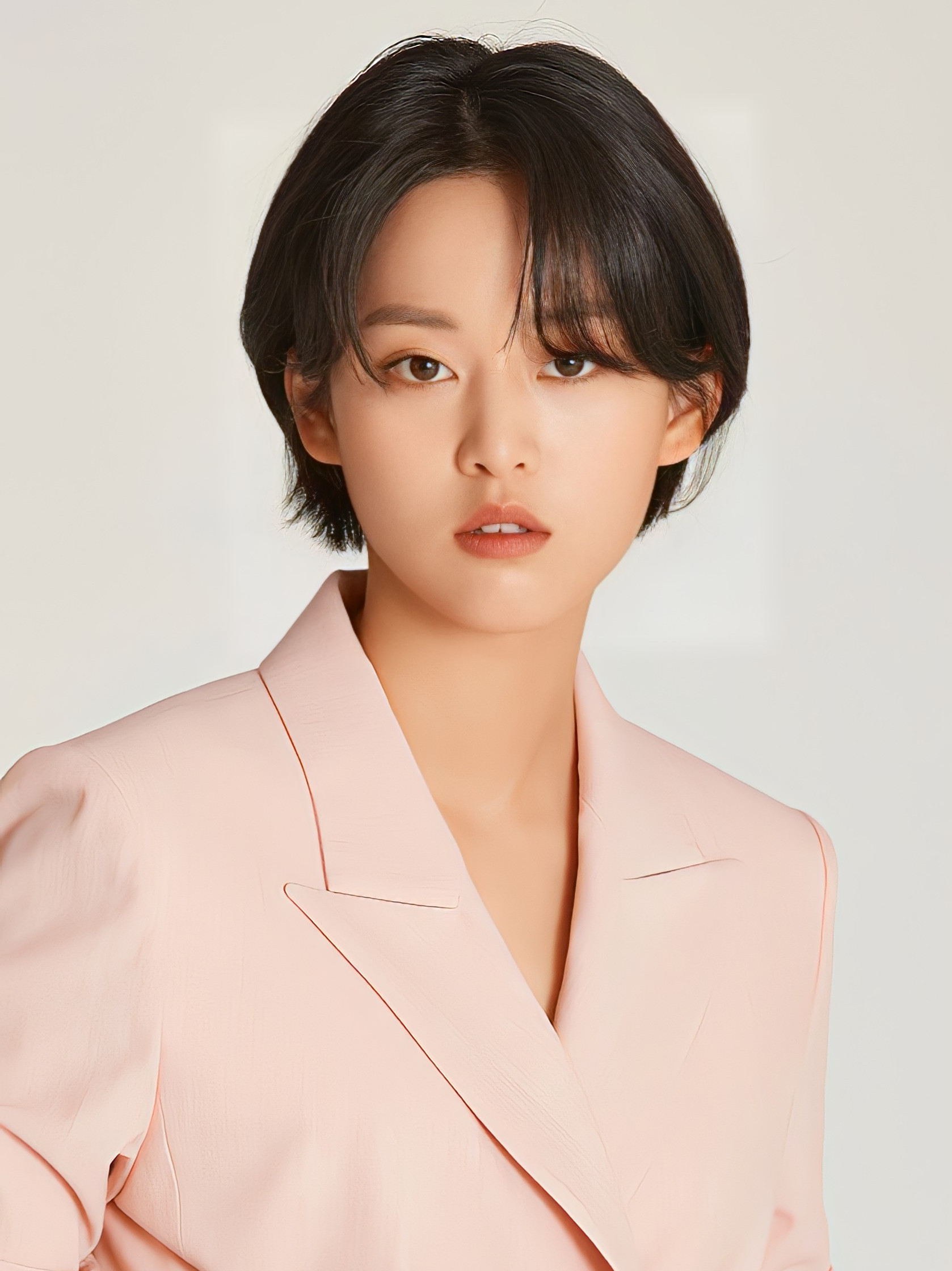 id="sz0tmnl0imui">李妍(      ,lee yeon),1995年2月27日出生于韩 