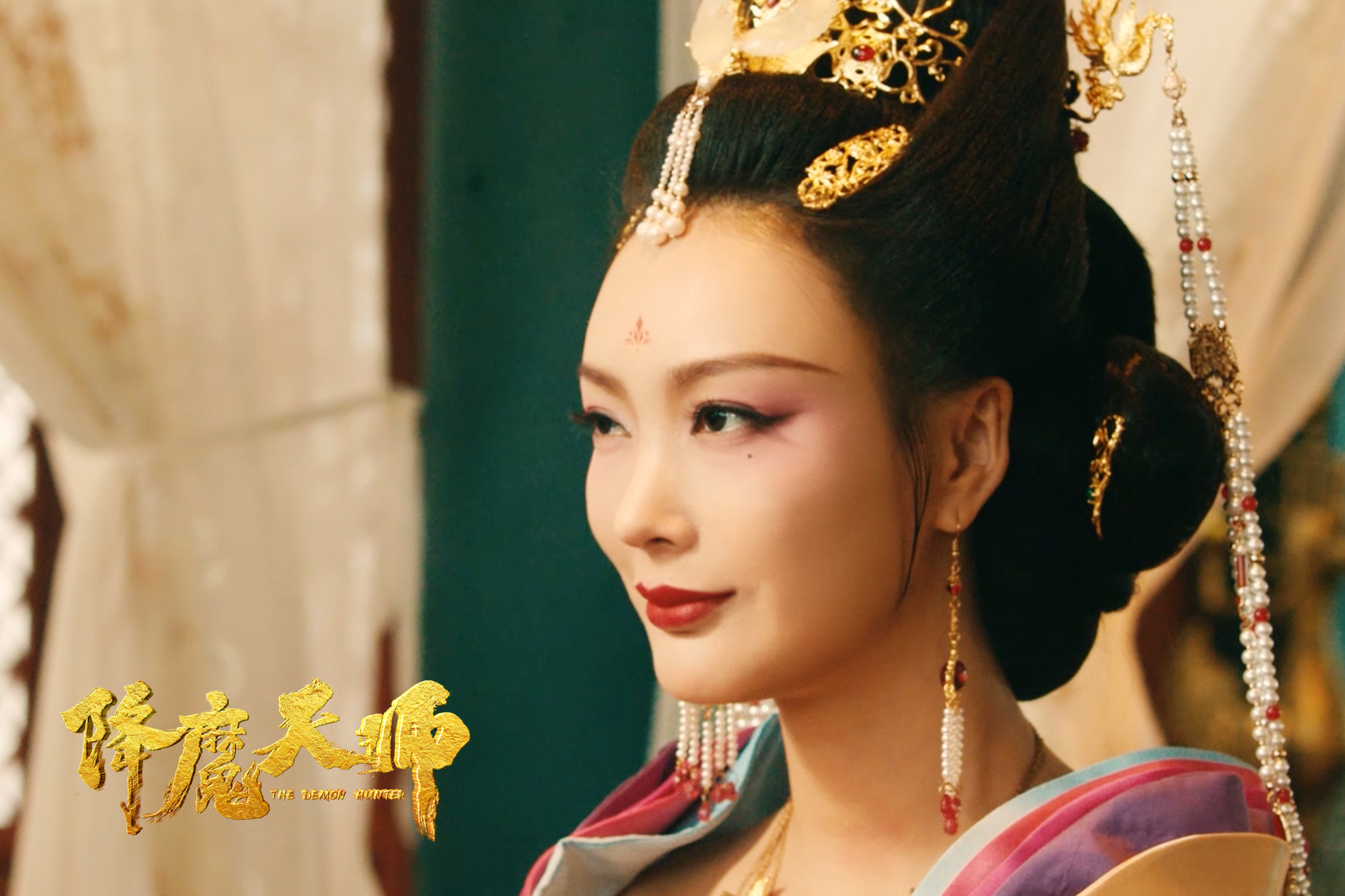  p>王李丹妮,8月6日出生于中国河南省 a target="_blank" href="/item