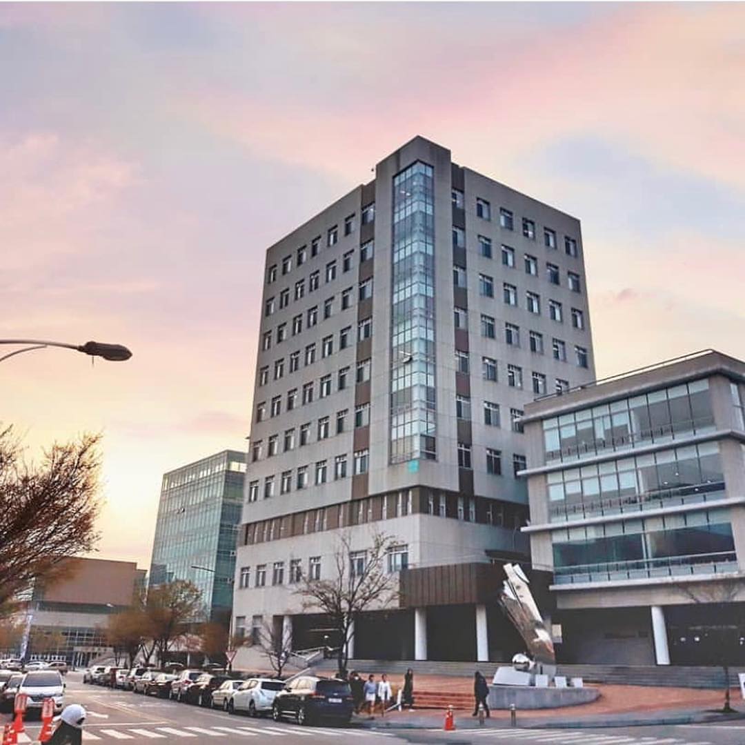  p data-id="gnc0rv4nsc">全南大学,又称全南国立大学