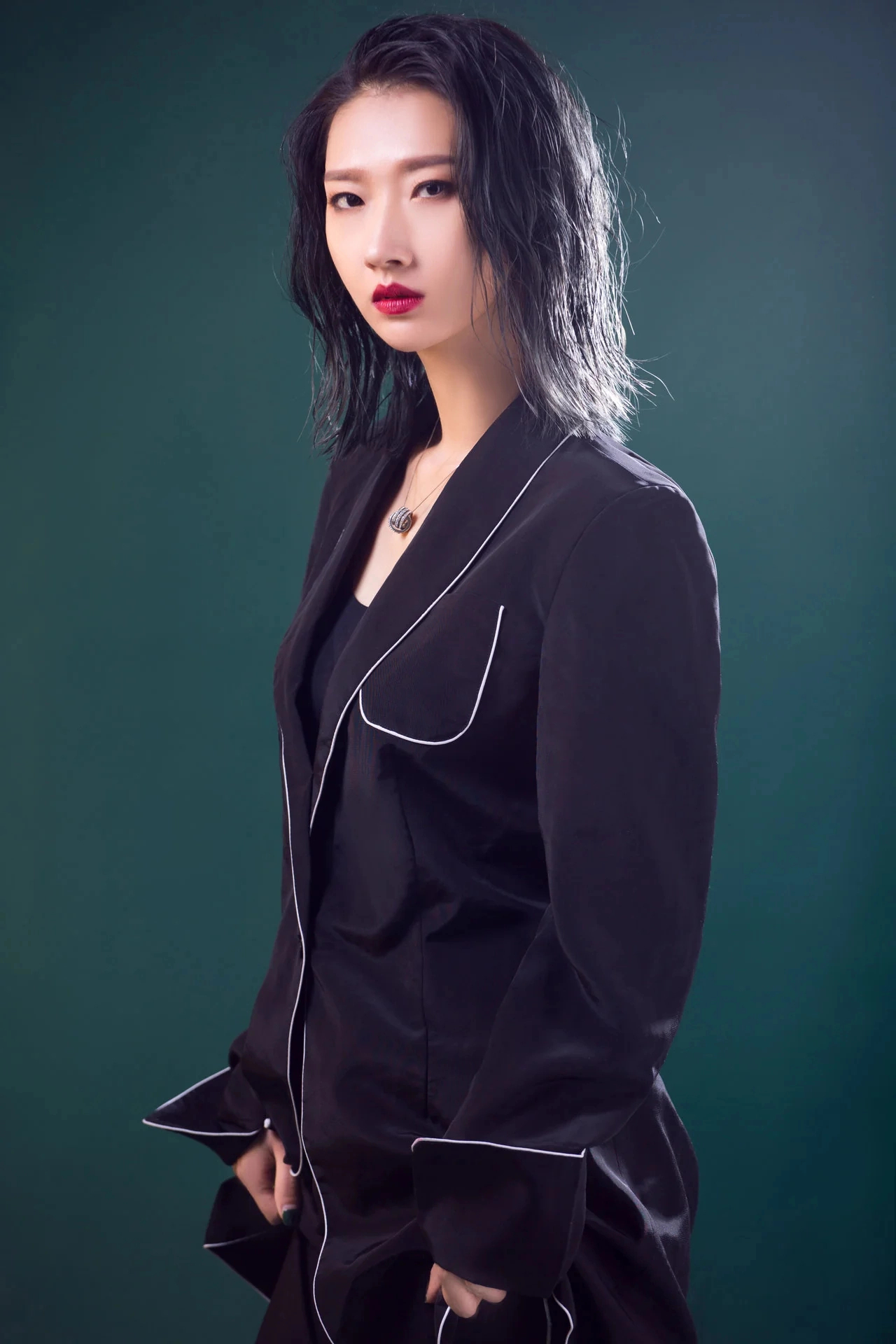  p data-id="u79x8atqxrkz">张茜,辽宁人,中国内地女歌手,代表作品有