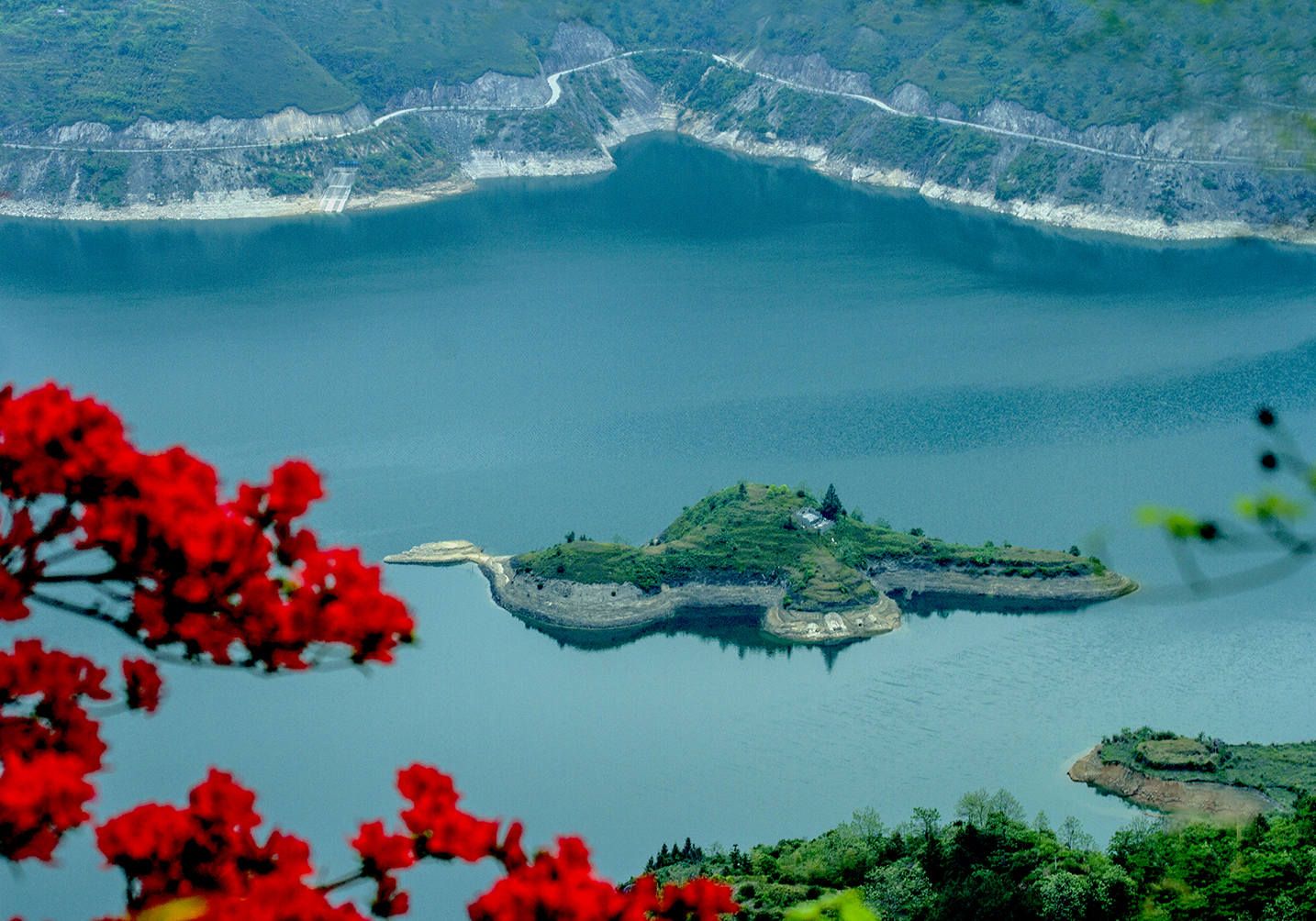 千峡湖
