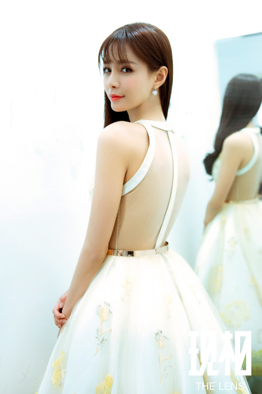  p>沈梦辰,1989年6月13日出生于湖南省湘西吉首市,毕业于 a target="