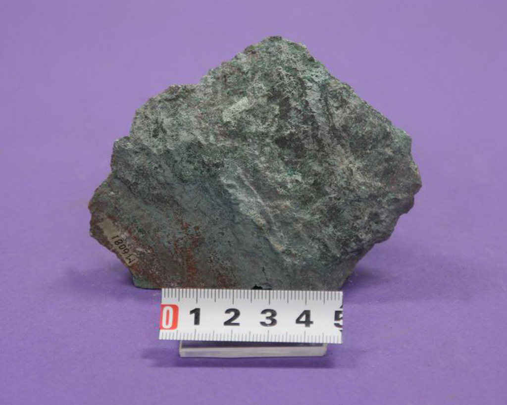  p>氯铜矿是一种稀有矿物, a href="#" data-lemmaid="9647432">斜方