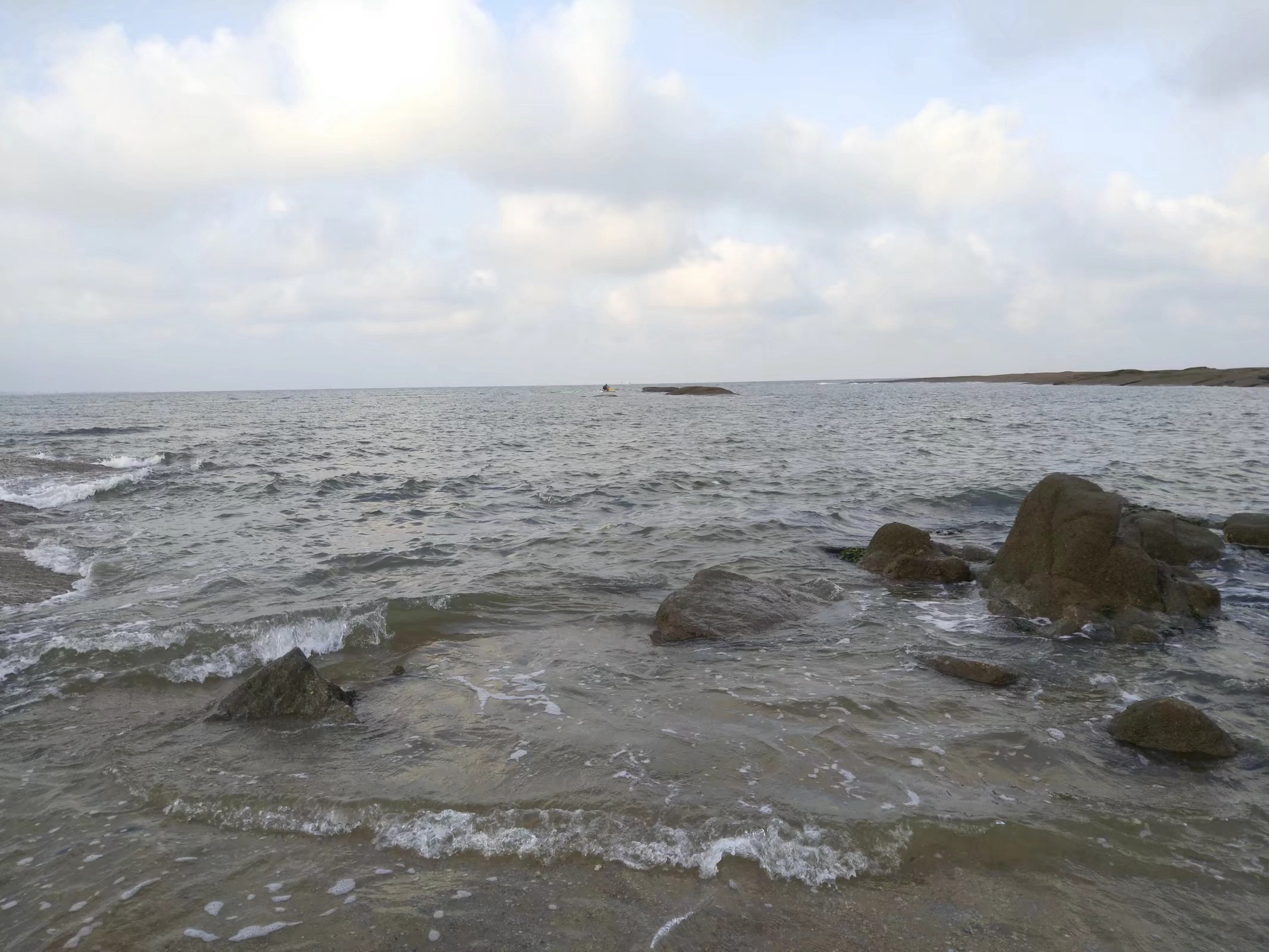  p>任家台民俗旅游度假村地处美丽的海滨城市——山东省日照市 a