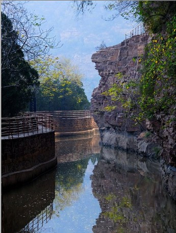 红旗渠(林州市的国家aaaaa级旅游景区)_百度百科