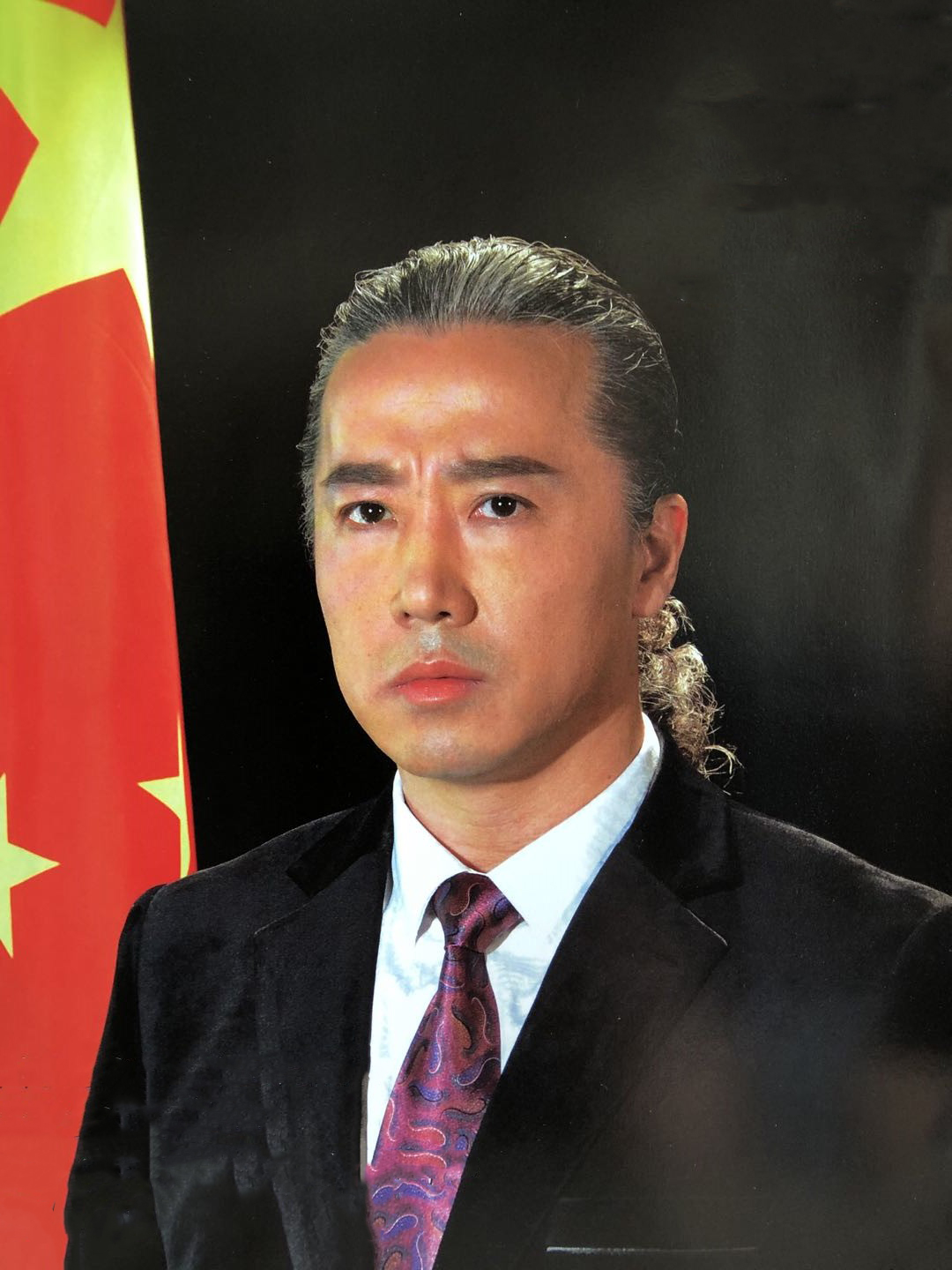  p>陈默,男,1967年10月24日出生于辽宁沈阳,1970年开始绘画.