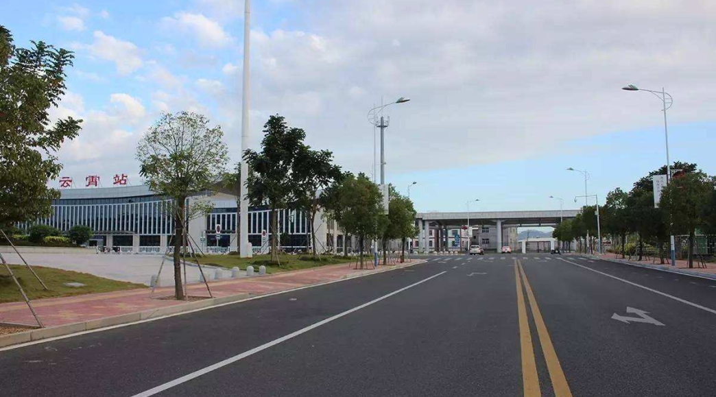  p>云霄站(yunxiao railway station)位于中国福建省漳州市,是中国