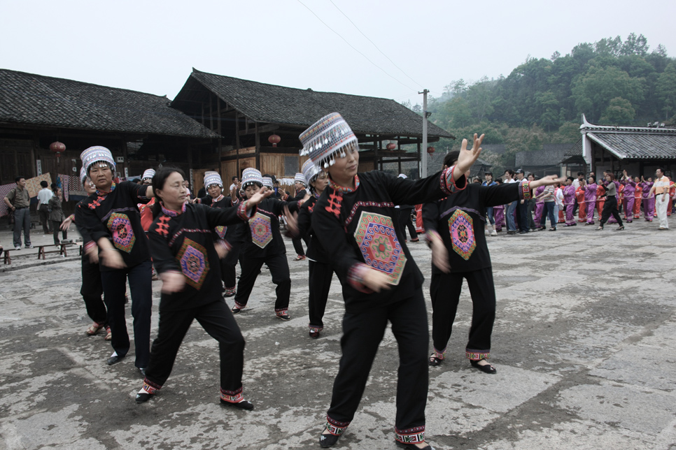 target="_blank" href="/item/恩施土家族苗族自治州/1941825" data