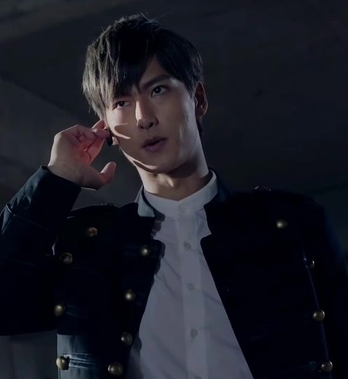  p data-id="gnbqhaxr82">蓝斯洛,男,为终极系列偶像剧《 a target="