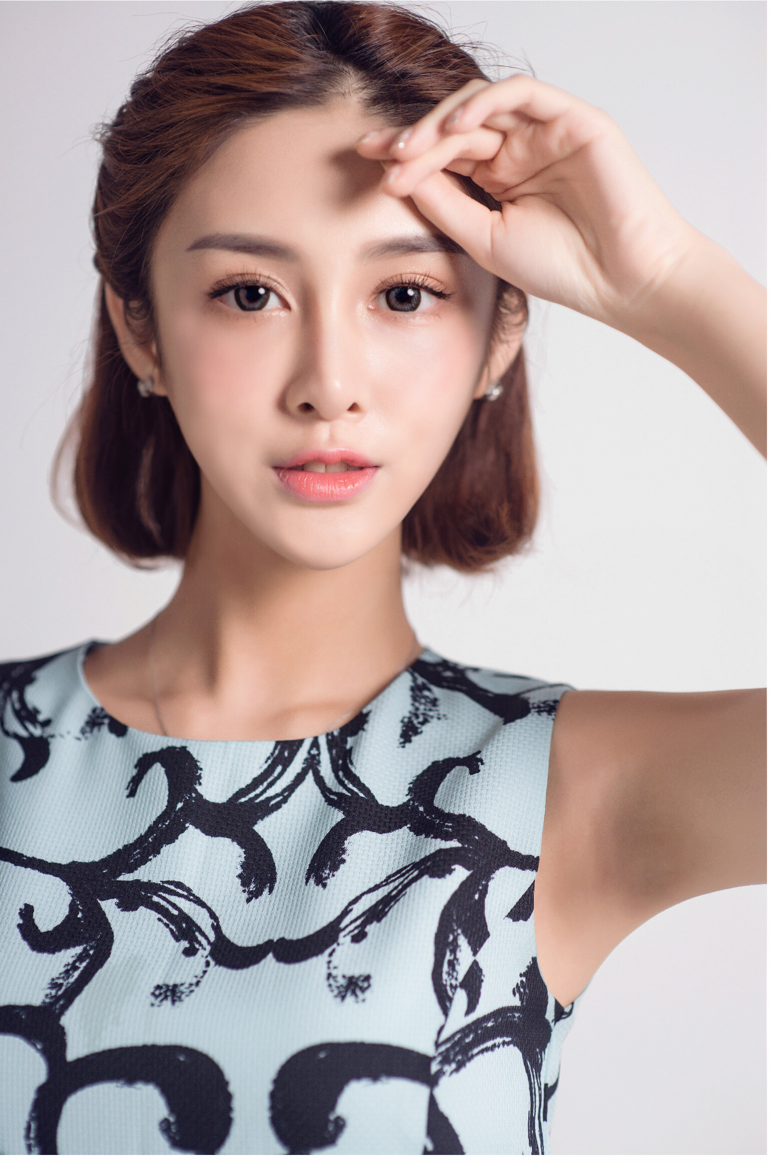 范凌子