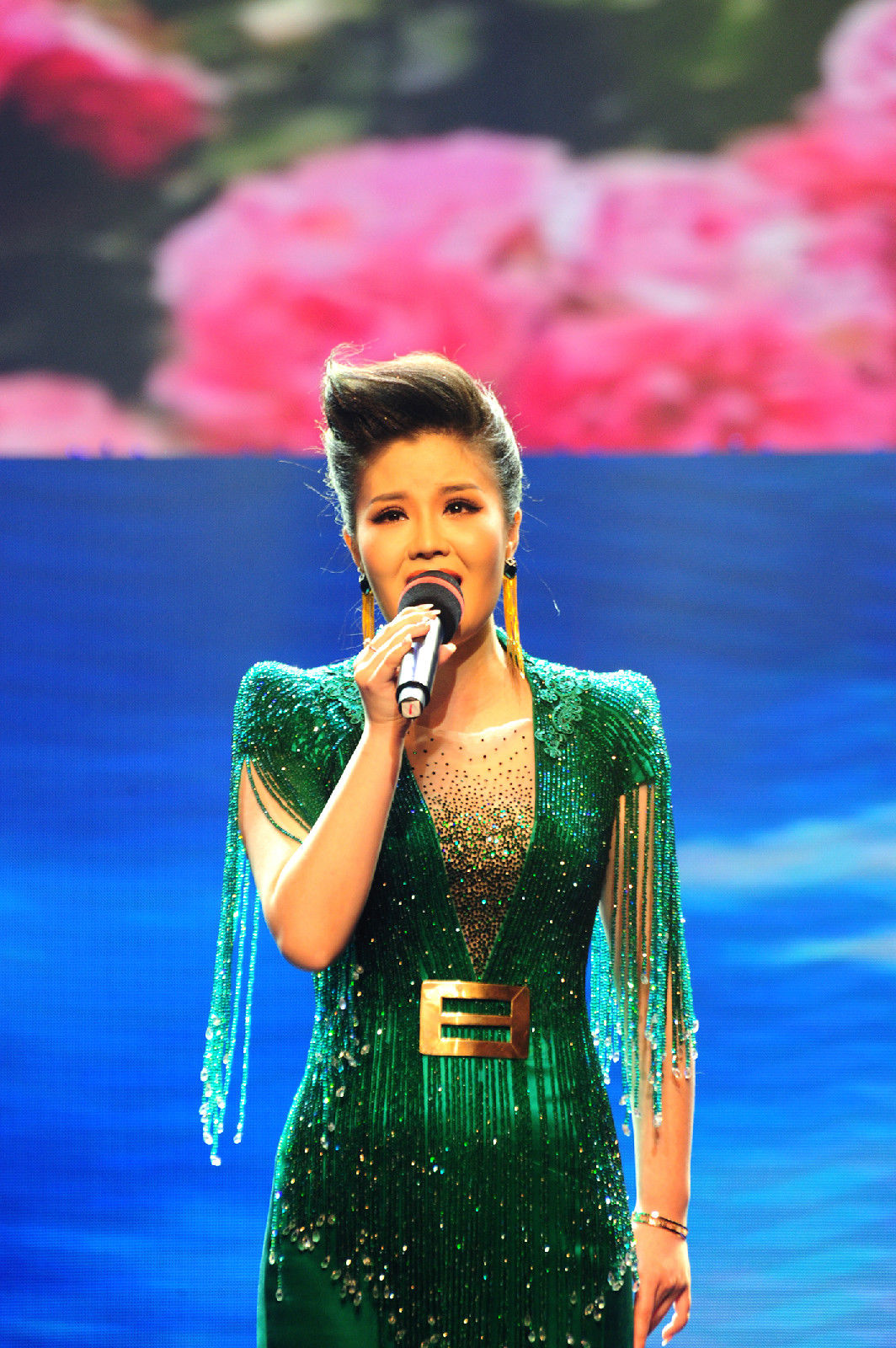  p>金泉瑷, a target="_blank" href="/item/朝鲜族/131038" data