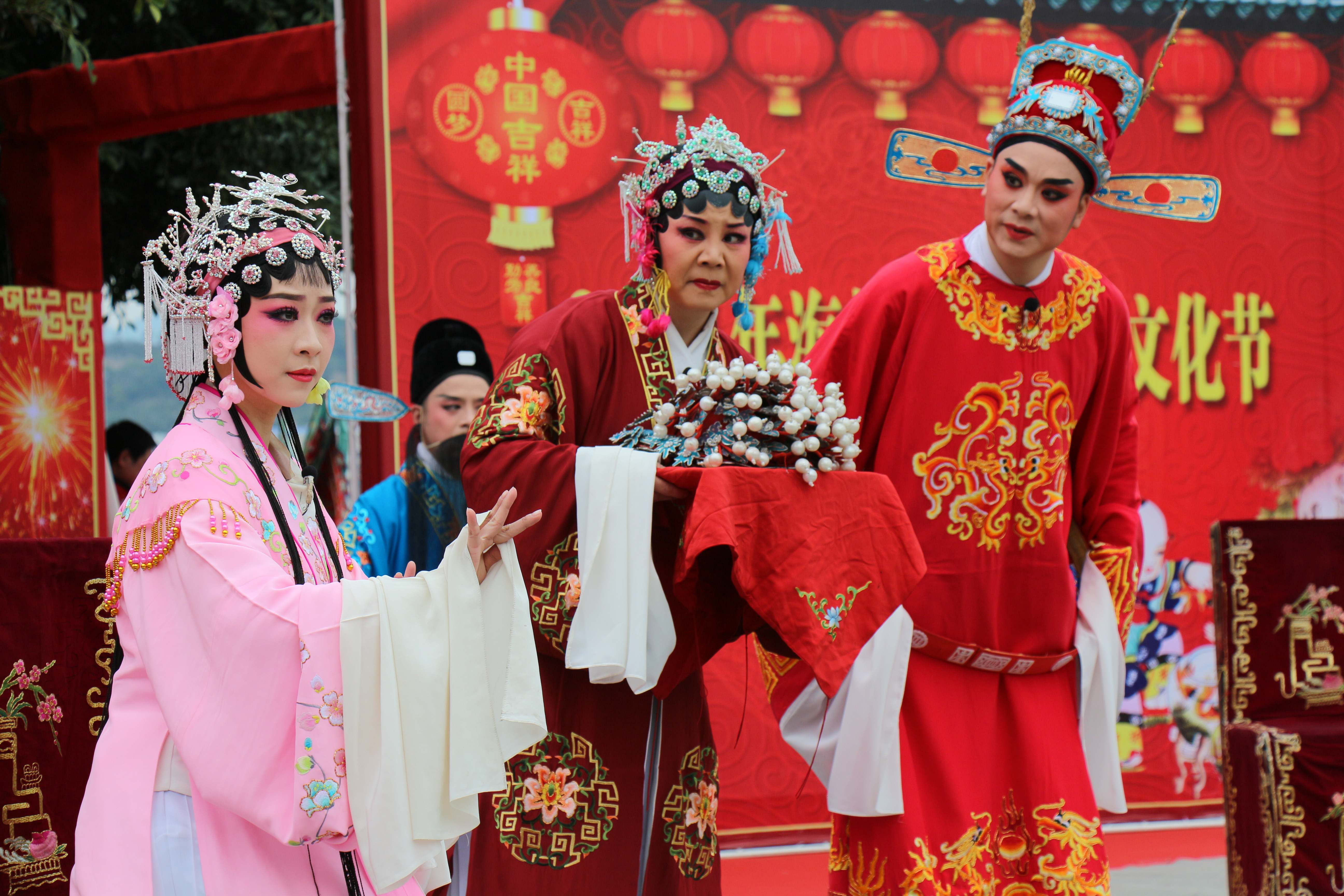  p data-id="gnbwmmyvw7">闽剧,又称福州戏,福建 a target="_blank"