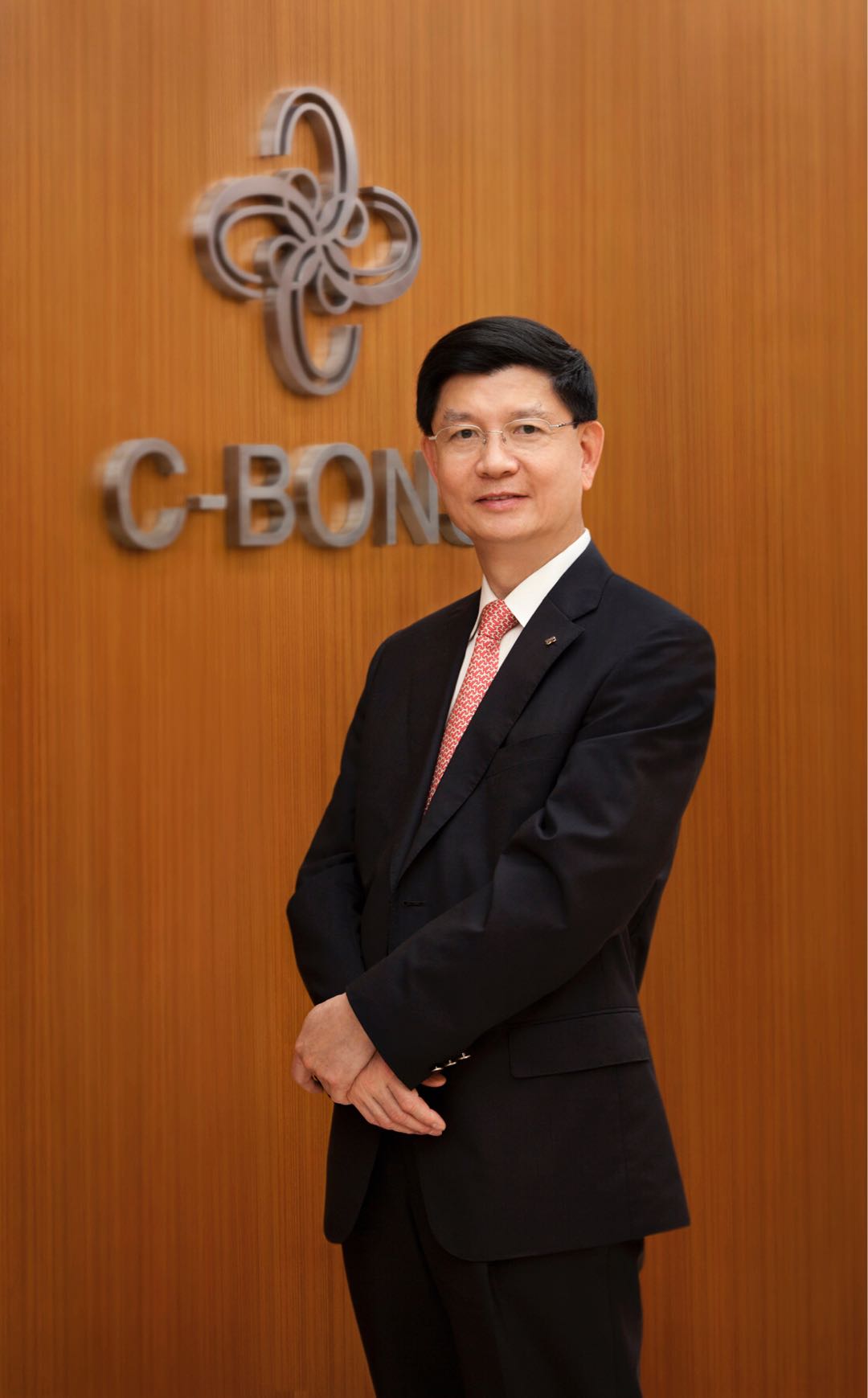  p data-id="gnbv72wobc">梁亮胜,中国香港 a target="_blank" href="