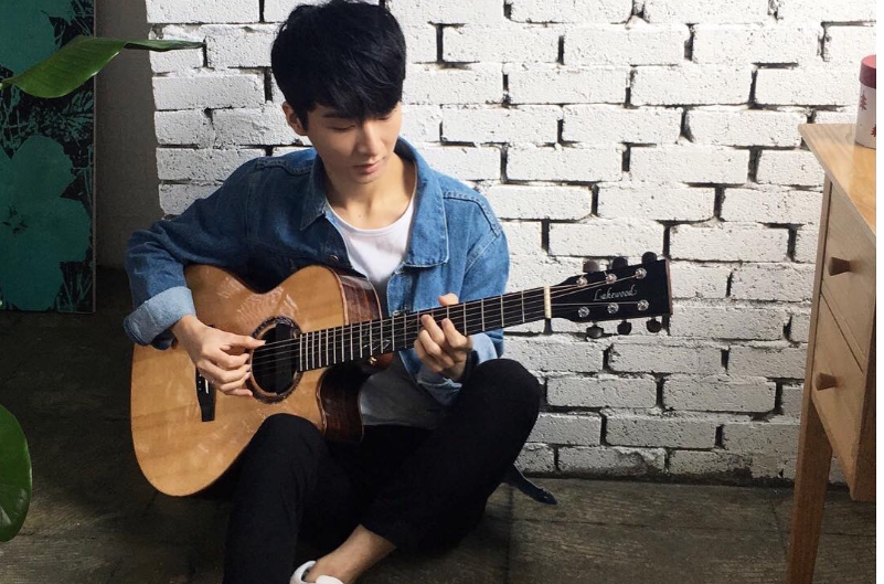  p>郑成河(1996年9月2日),原名郑晟河(2013年12月28日经纪人微博纠正)