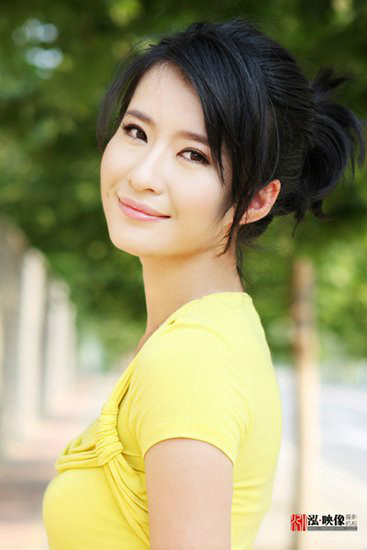  p data-id="go0ggeili9">周子涵,1986年5月12日出生于浙江省宁波市