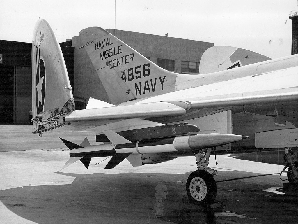  p>aim-7空空导弹(英文:aim-7 air-to-air missile,绰号:sparrow,译文