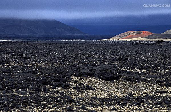 阿斯恰火山口