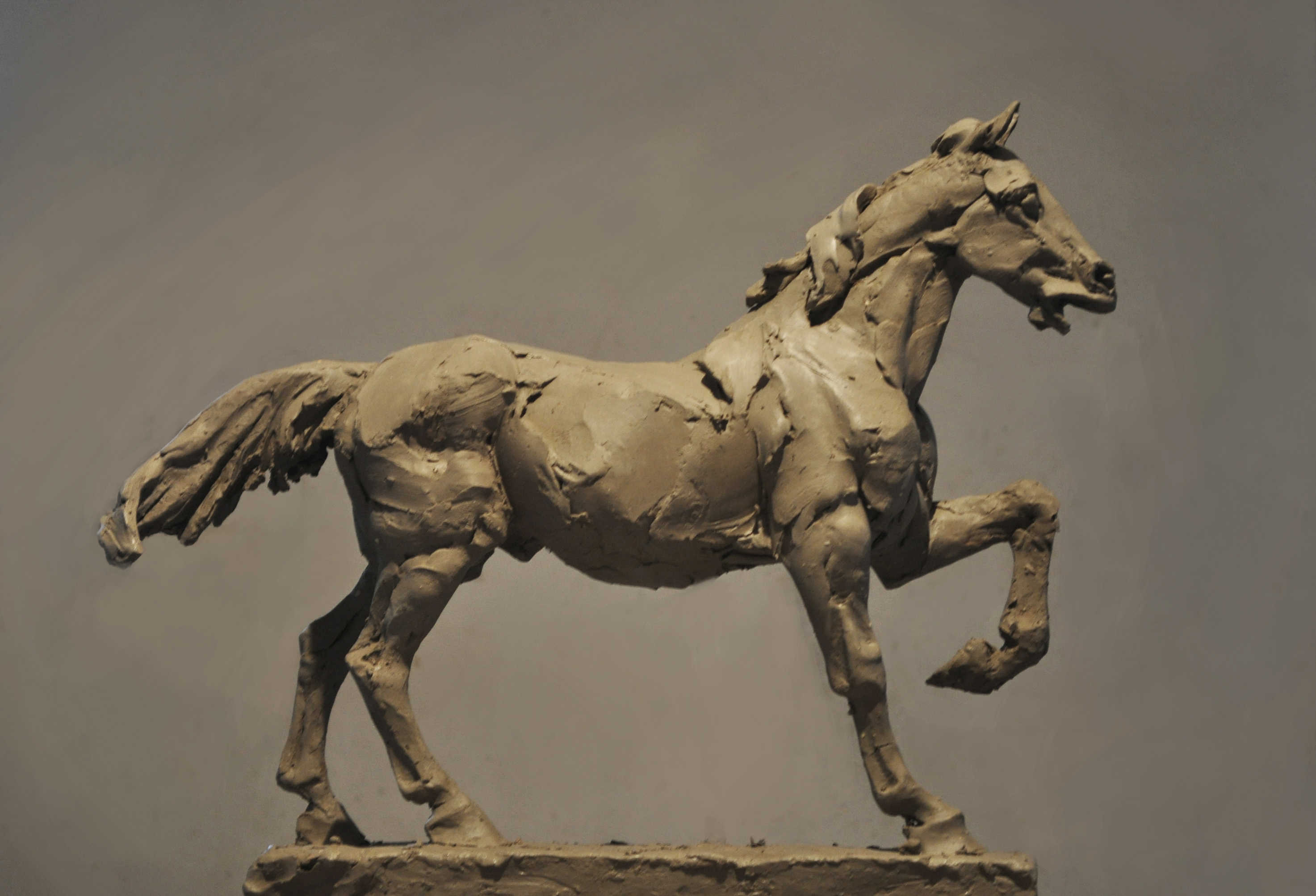 中国当代著名国家级雕塑大师,新中国国礼艺术大师,人民功勋艺术家