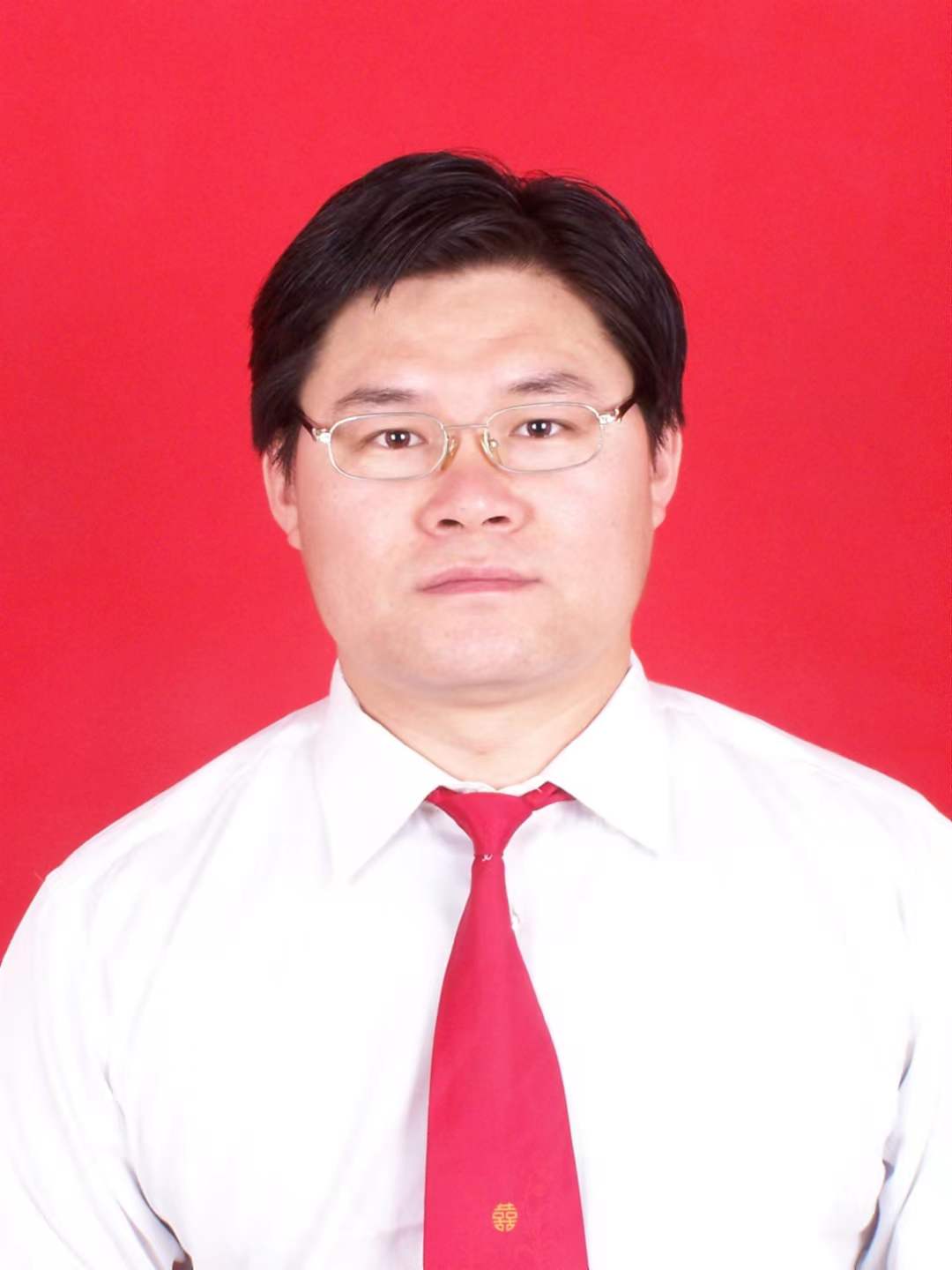  /p> p data-id="tycomhtgiwtr">曾任河北省石家庄市元氏县人民政府副