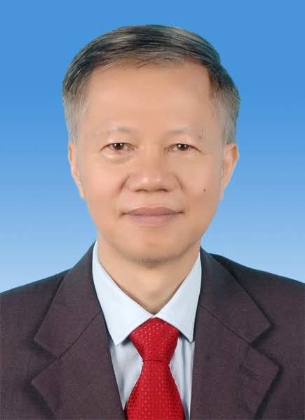  p data-id="gnwvl69rqy">杨光华,男,1962年生,博士,教授级高级工程师