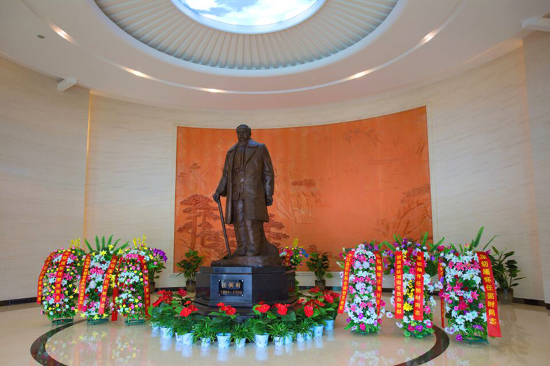  p>任弼时纪念馆,位于湖南省岳阳市汨罗市 a target="_blank" href="