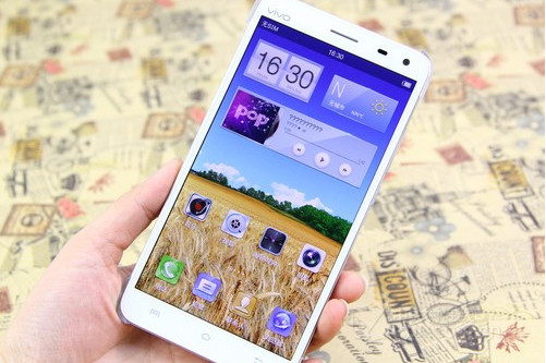  p>vivo 步步高 i308是2007年上市的一款音乐手机. /p>
