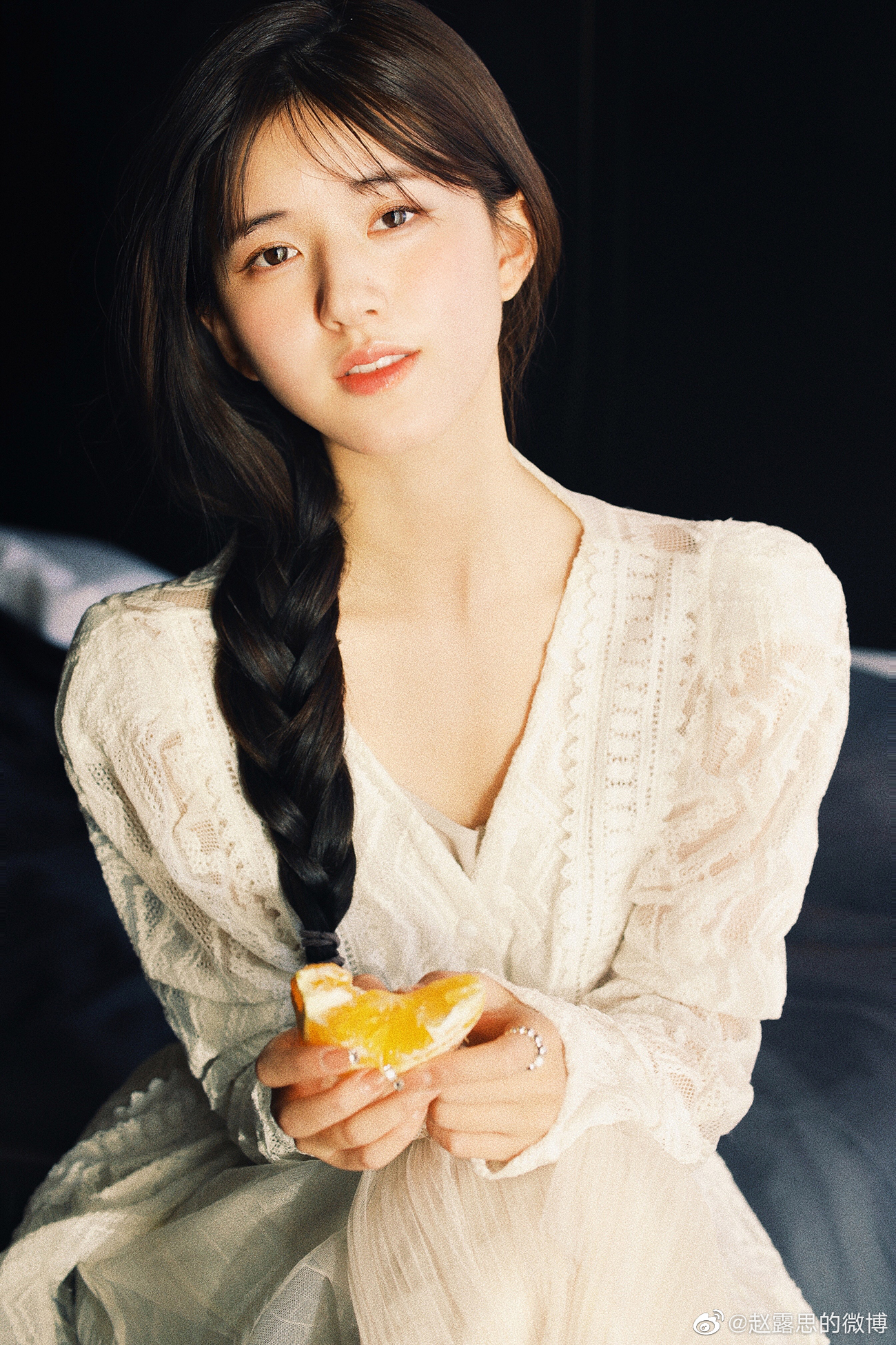  p>赵露思,1998年11月9日出生于四川省成都市,中国内地女演员.