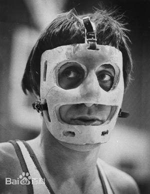  p>鲁迪·汤姆贾诺维奇(rudy tomjanovich),1948年11月24日出生于美国