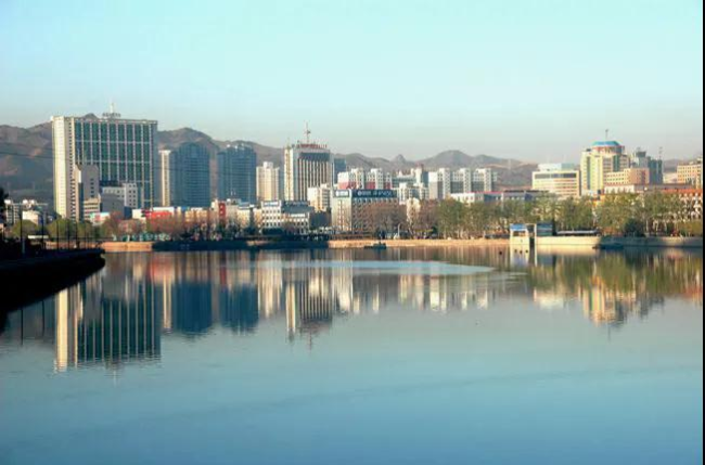  p data-id="gnwk5imwr2">武烈河有三处源头:十八尔台河(又名固都尔呼