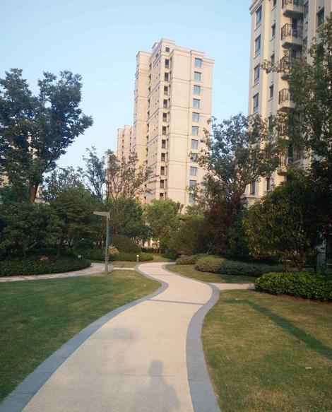  p>仁恒东郊花园位于上海市浦东唐镇,由 a target="_blank" href="