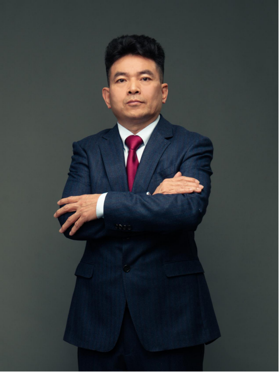  p data-id="sizhruk5cw3g">邓伟明,中伟集团创始人,1968年9月出生于
